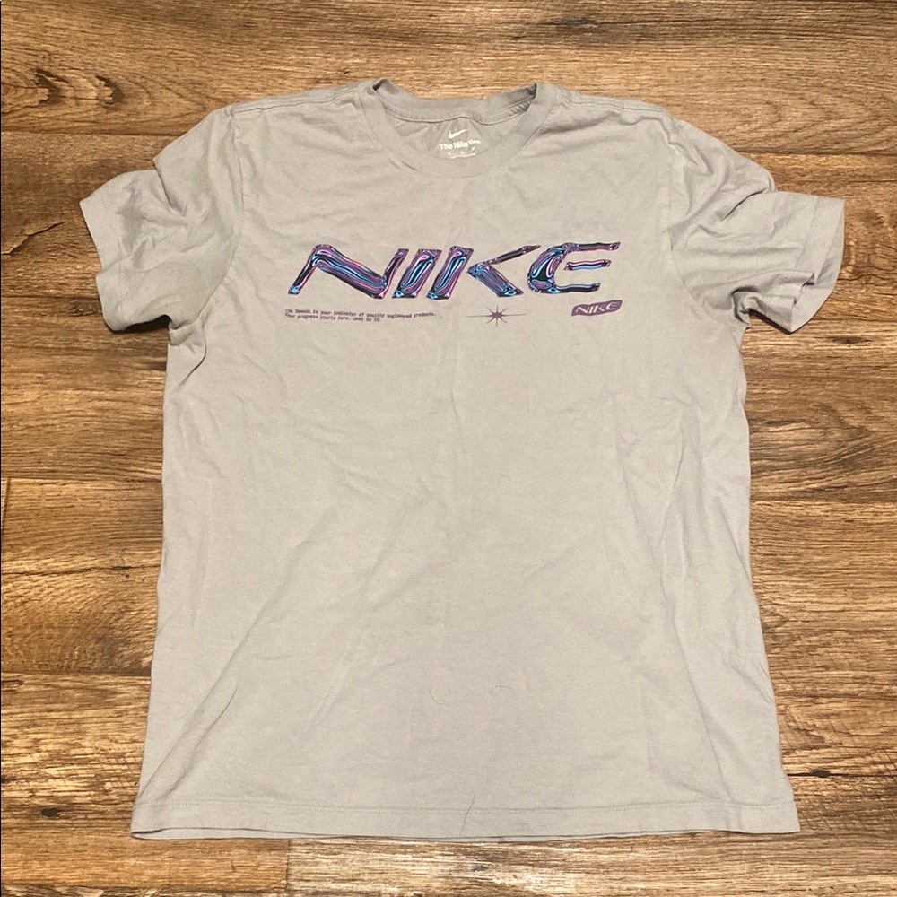 Nike Gray Men's T-Shirt